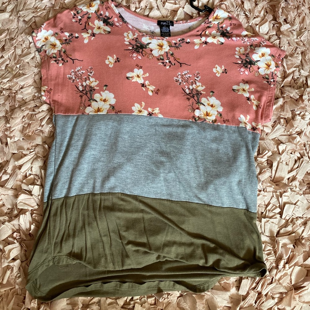 Women’s t-shirt